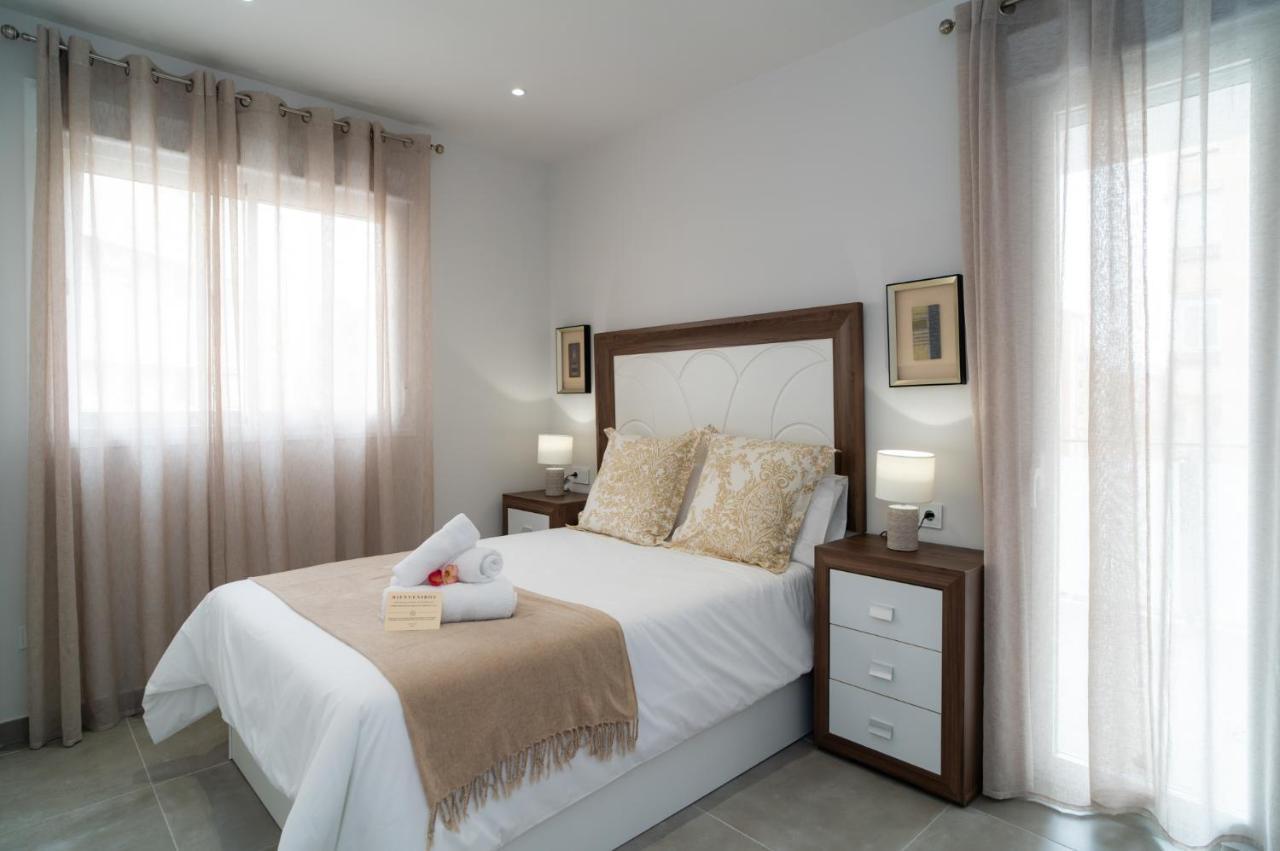 Aac Malaga - Apartamento Con Terraza, Muy Amplio, Totalmente Equipado, Cerca Del Centro Y Nuevo! Εξωτερικό φωτογραφία