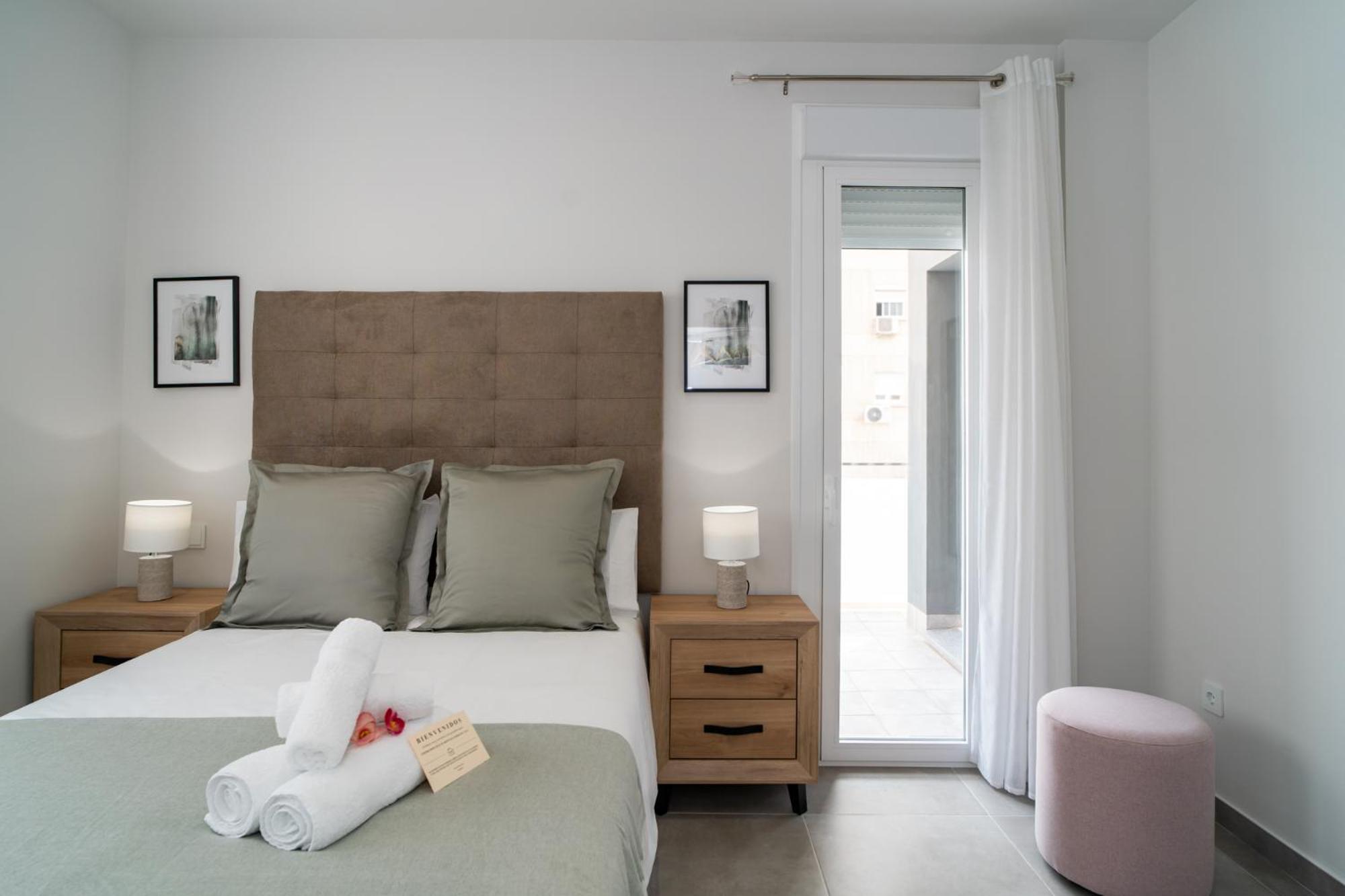 Aac Malaga - Apartamento Con Terraza, Muy Amplio, Totalmente Equipado, Cerca Del Centro Y Nuevo! Δωμάτιο φωτογραφία