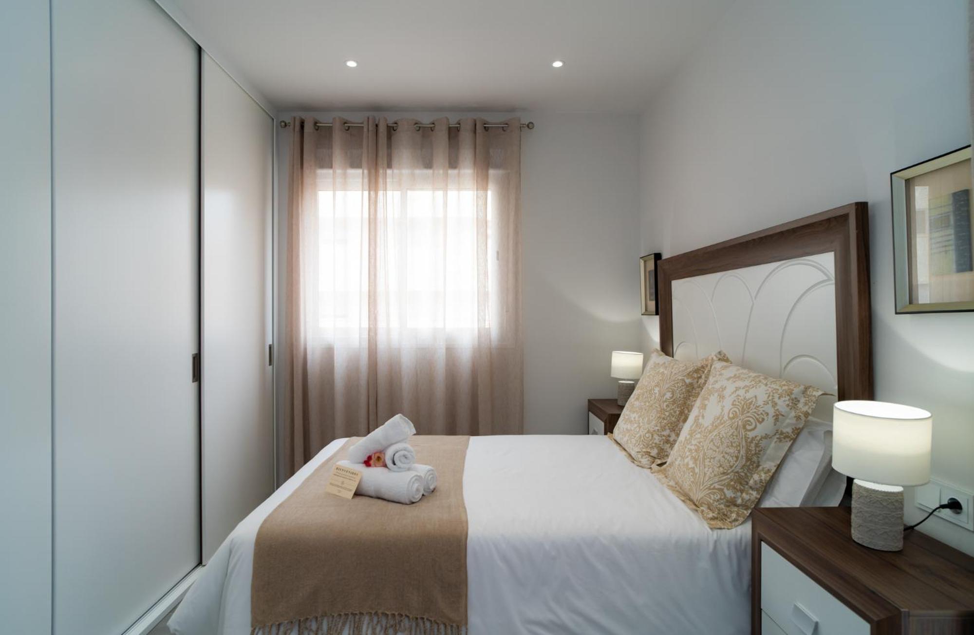 Aac Malaga - Apartamento Con Terraza, Muy Amplio, Totalmente Equipado, Cerca Del Centro Y Nuevo! Δωμάτιο φωτογραφία