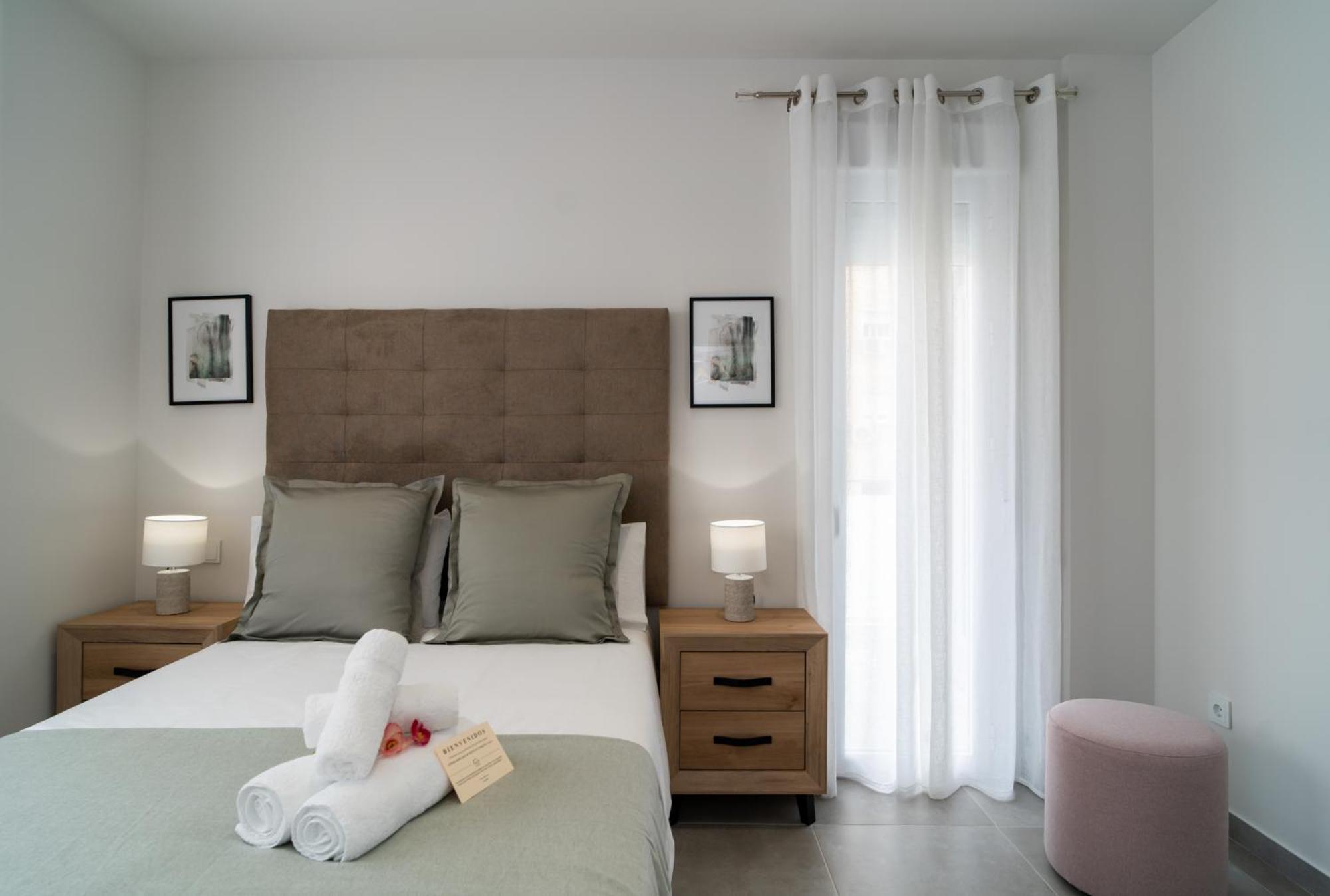 Aac Malaga - Apartamento Con Terraza, Muy Amplio, Totalmente Equipado, Cerca Del Centro Y Nuevo! Δωμάτιο φωτογραφία