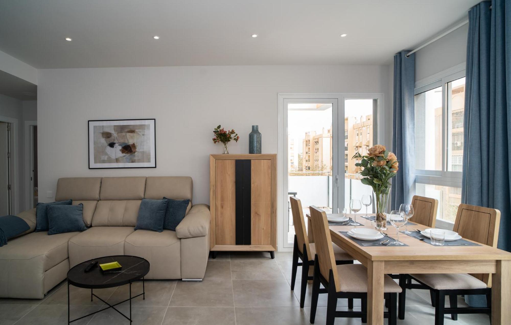 Aac Malaga - Apartamento Con Terraza, Muy Amplio, Totalmente Equipado, Cerca Del Centro Y Nuevo! Δωμάτιο φωτογραφία